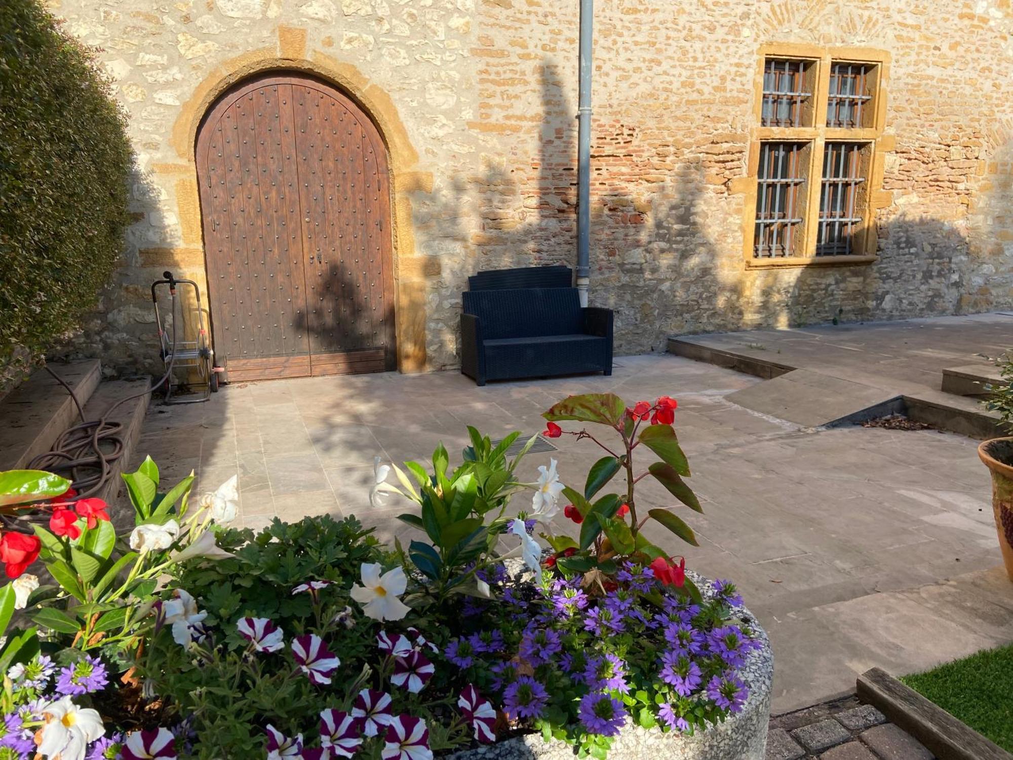 Demeures Et Chateaux L'Abbaye Caladoise - Anciennement Hostellerie Ferme Du Poulet วิลฟร็องช์-ซูร์-โซน ห้อง รูปภาพ
