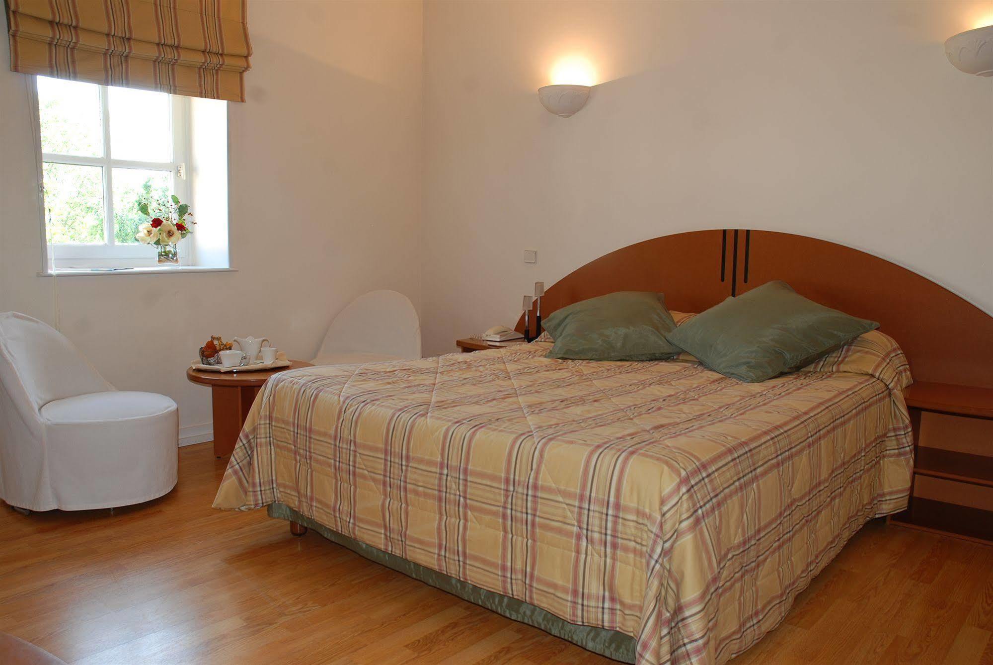 Demeures Et Chateaux L'Abbaye Caladoise - Anciennement Hostellerie Ferme Du Poulet วิลฟร็องช์-ซูร์-โซน ภายนอก รูปภาพ