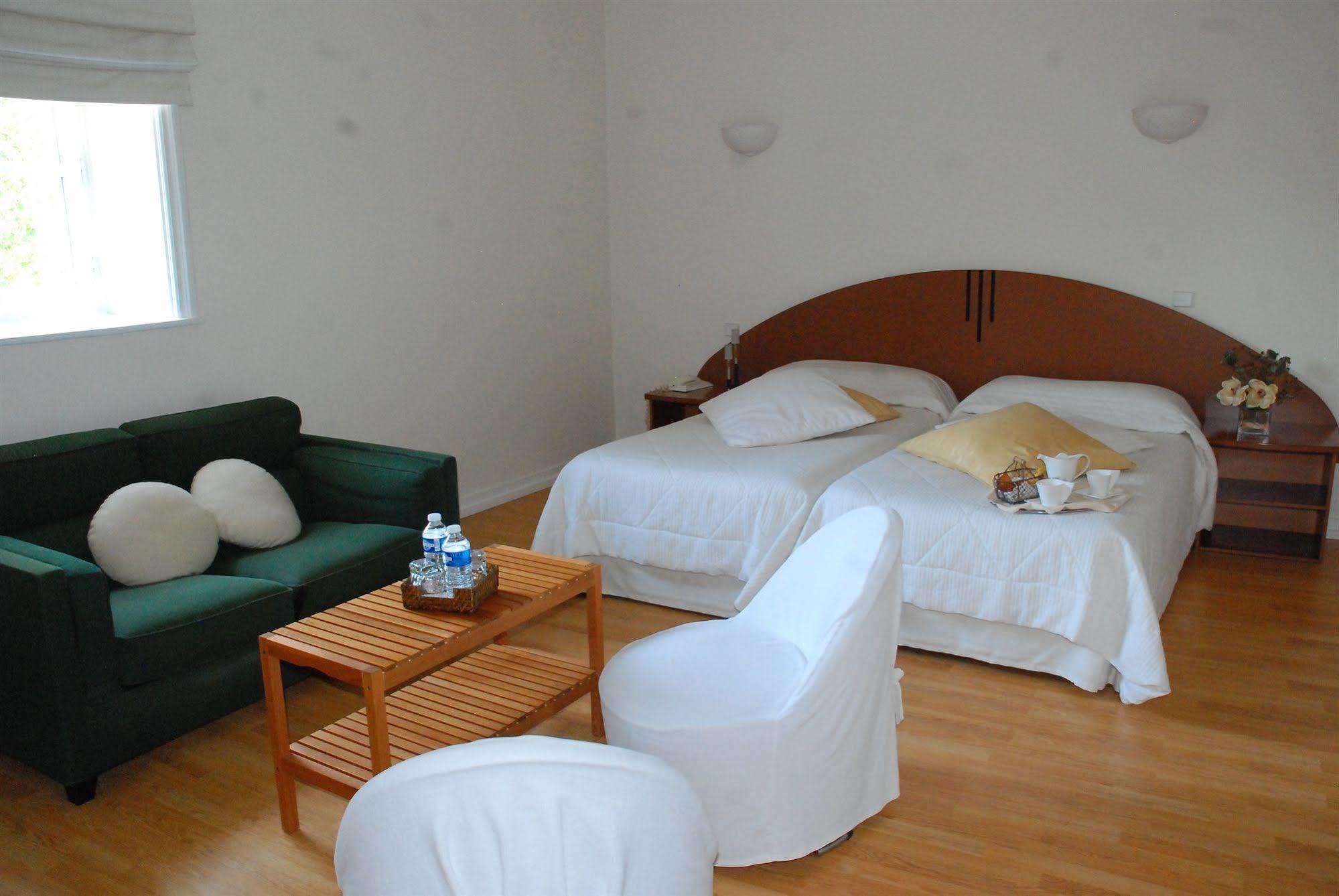 Demeures Et Chateaux L'Abbaye Caladoise - Anciennement Hostellerie Ferme Du Poulet วิลฟร็องช์-ซูร์-โซน ภายนอก รูปภาพ