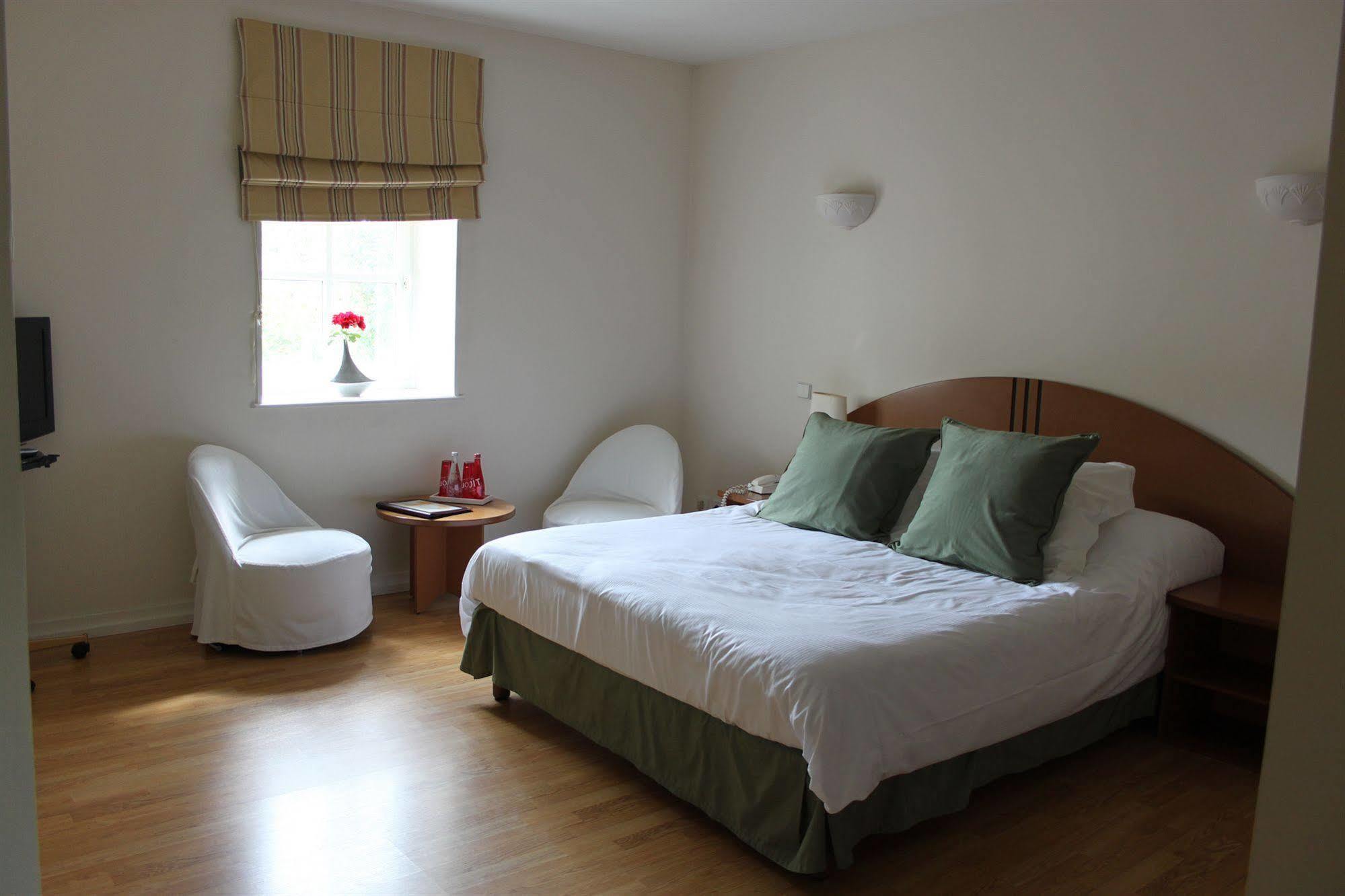 Demeures Et Chateaux L'Abbaye Caladoise - Anciennement Hostellerie Ferme Du Poulet วิลฟร็องช์-ซูร์-โซน ภายนอก รูปภาพ